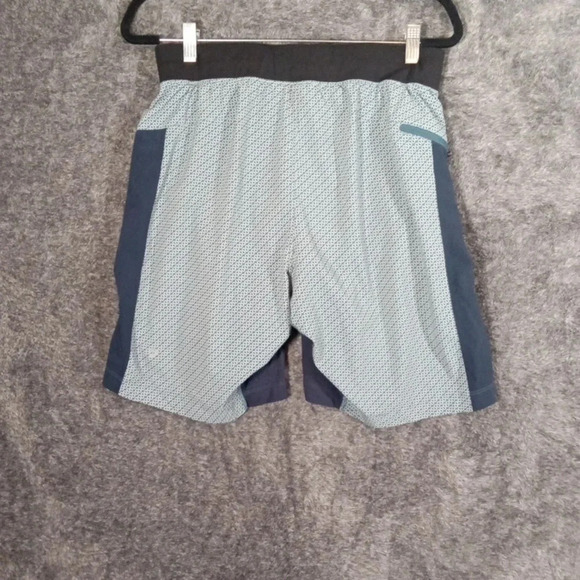 Lululemon 9" built in shorts running shorts size Medium Men - Picture 3 of 10